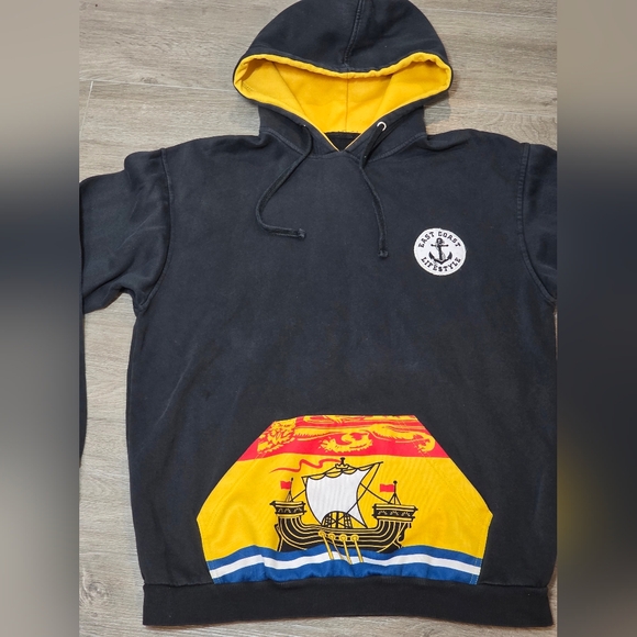 Limited Edition East Coast Lifestyle Provincial Hoodie New Brunswick Flag - Picture 2 of 5